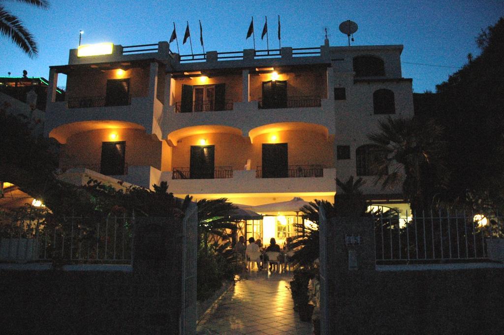 Hotel Villa Bina Sant'Angelo  Exterior photo