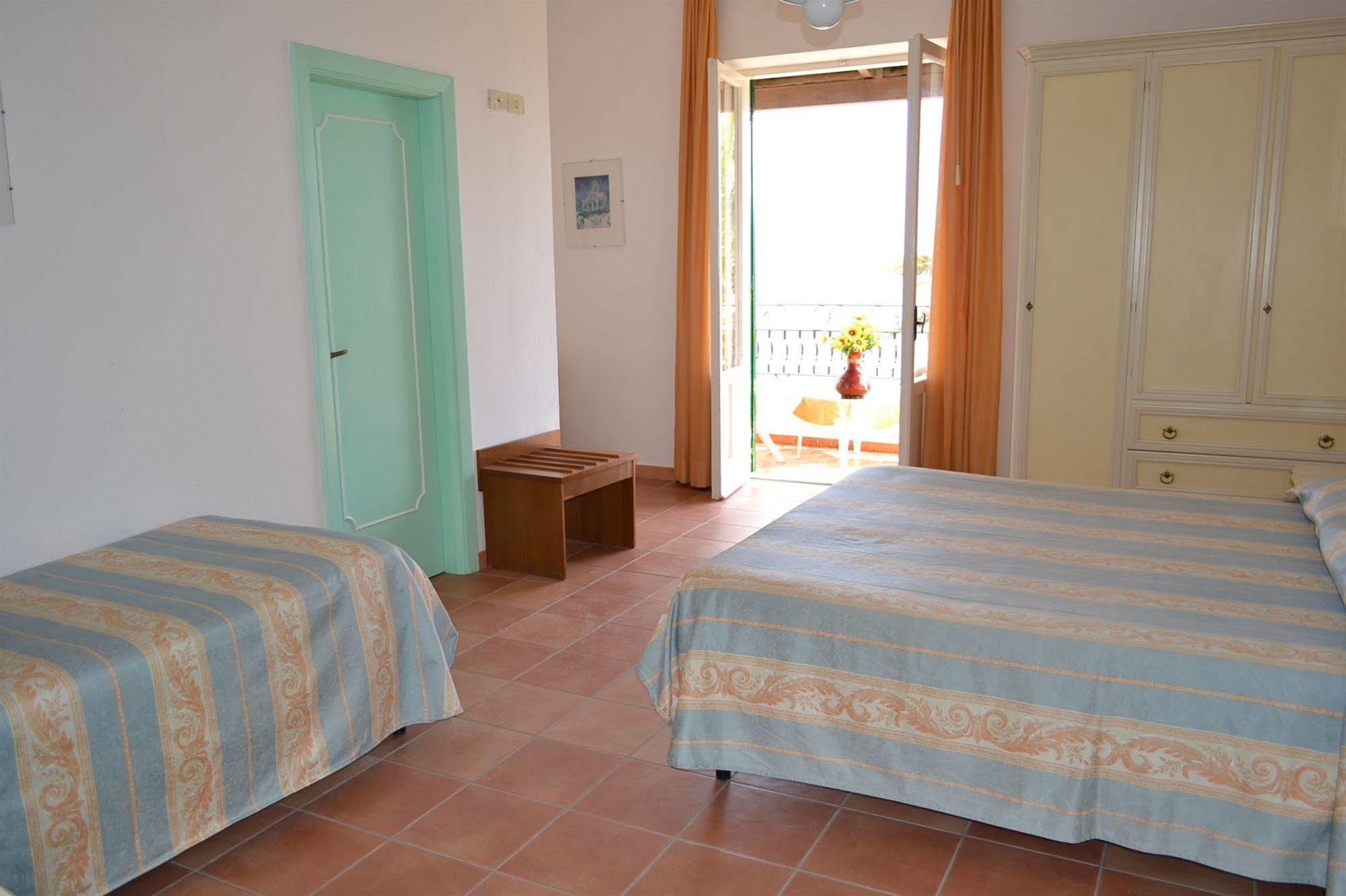 Hotel Villa Bina Sant'Angelo  Exterior photo