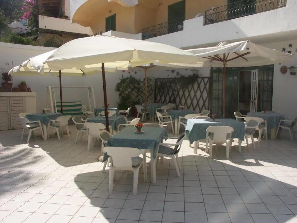Hotel Villa Bina Sant'Angelo  Exterior photo