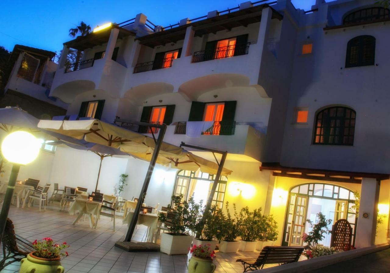 Hotel Villa Bina Sant'Angelo  Exterior photo